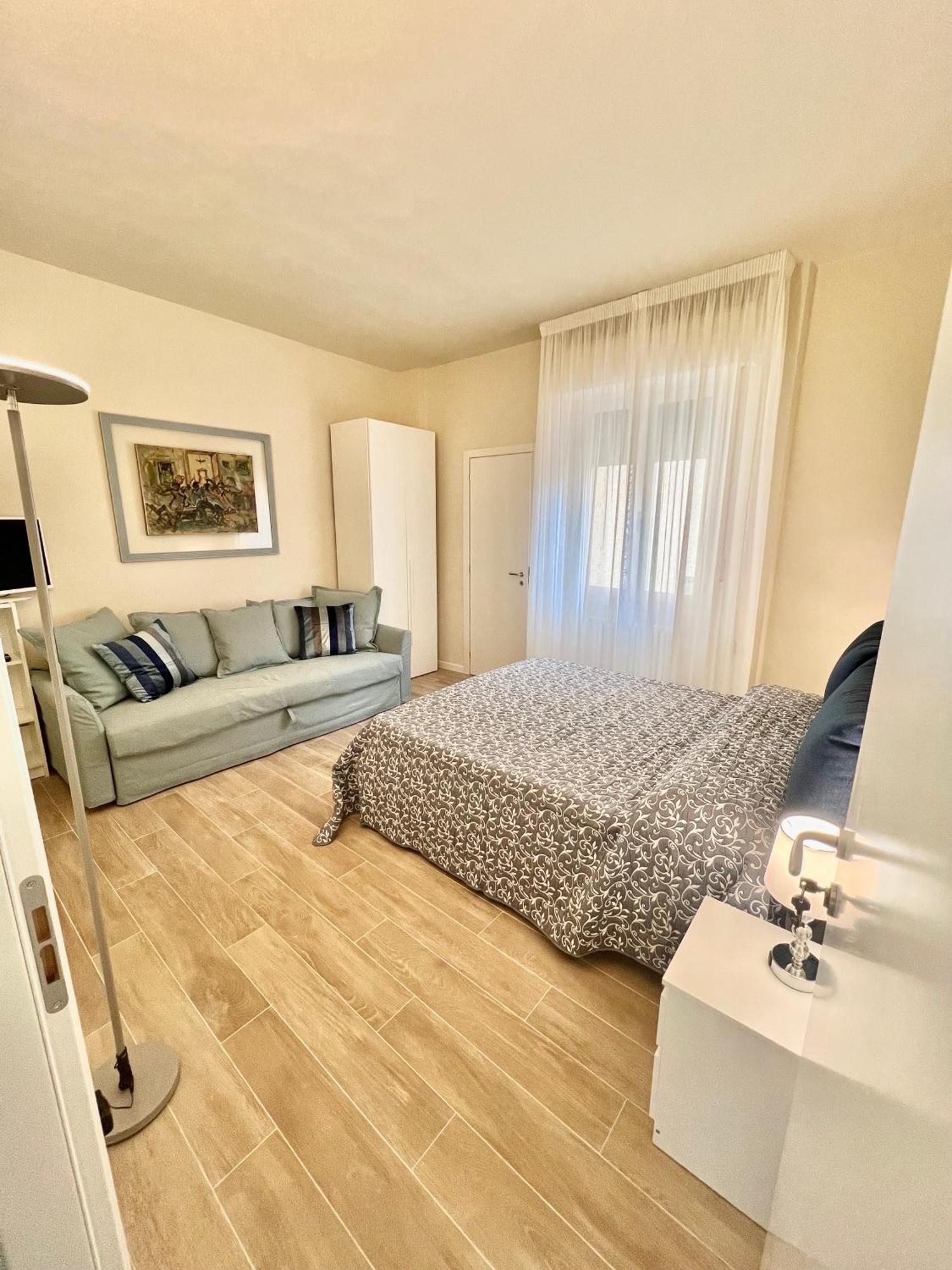 F&F Rooms 比萨 外观 照片