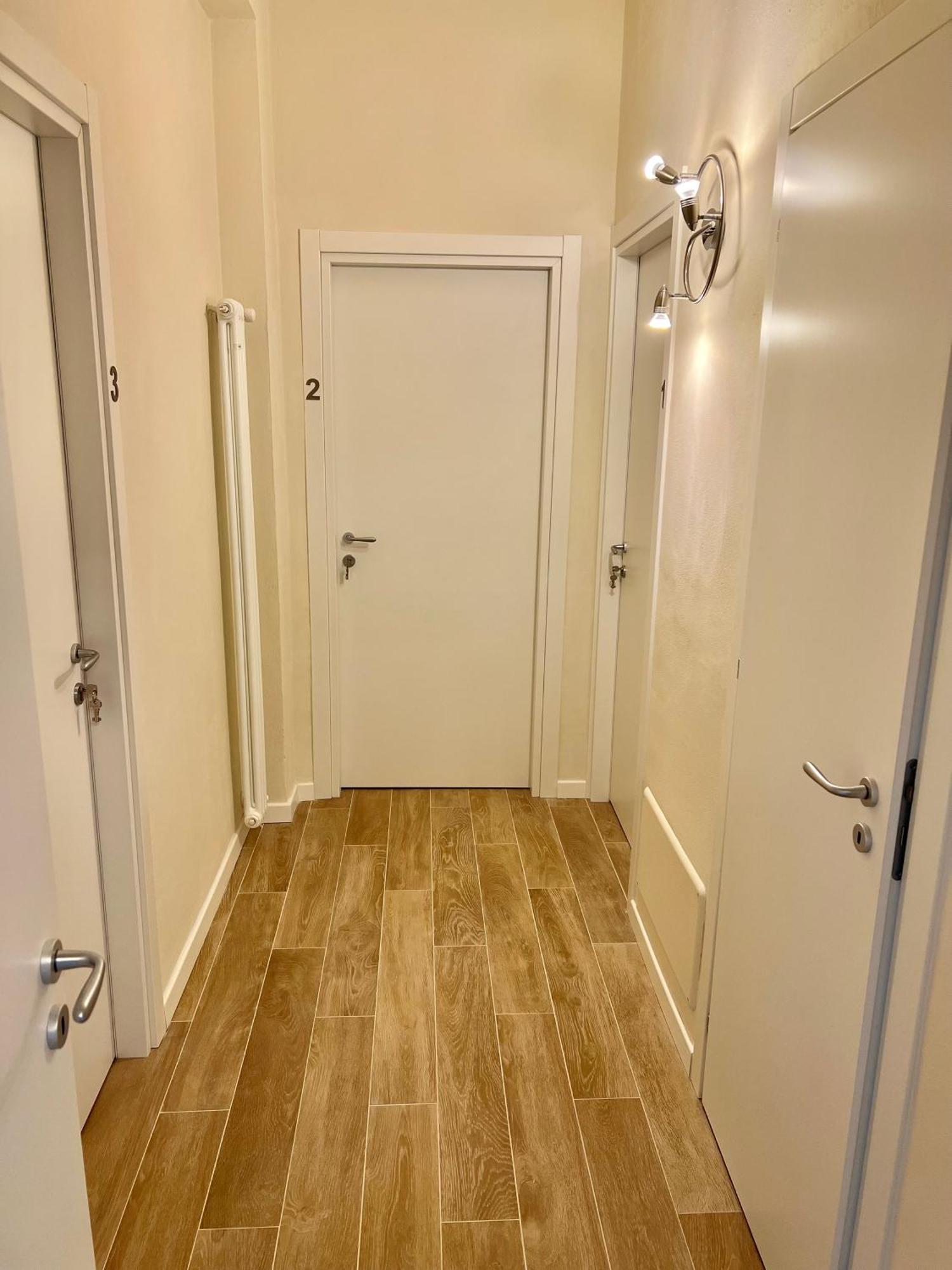 F&F Rooms 比萨 外观 照片