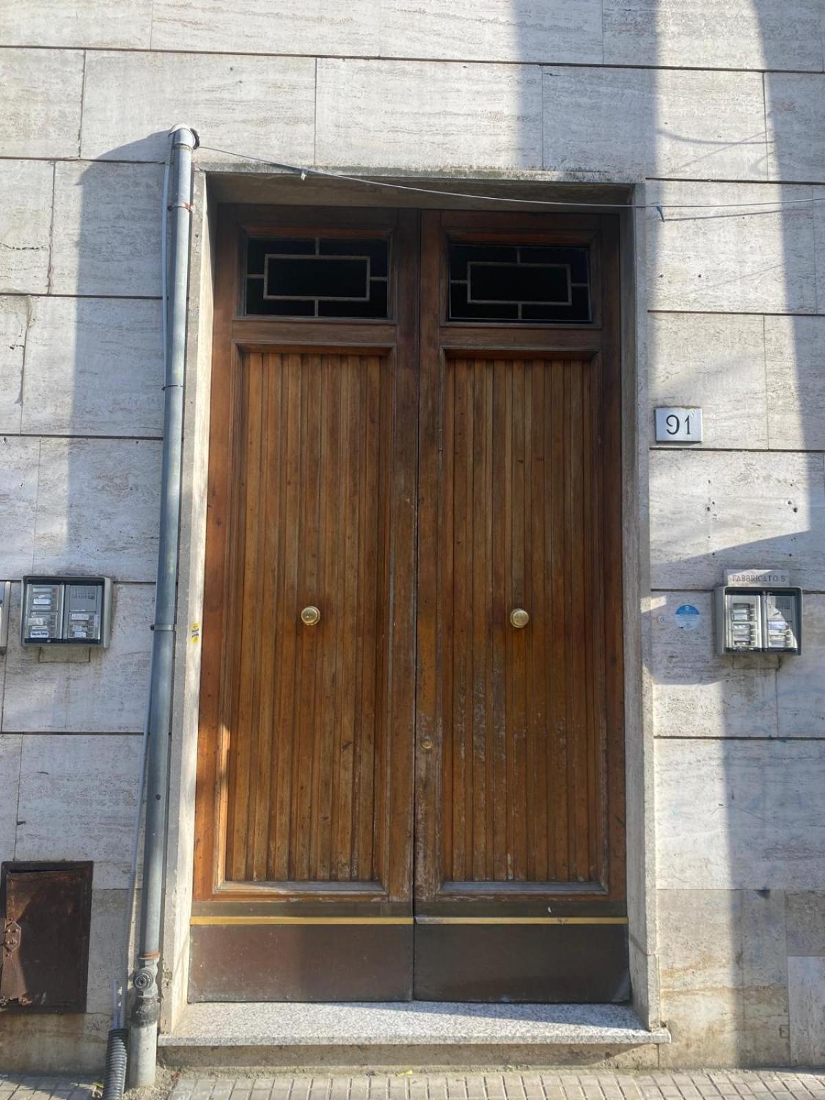 F&F Rooms 比萨 外观 照片